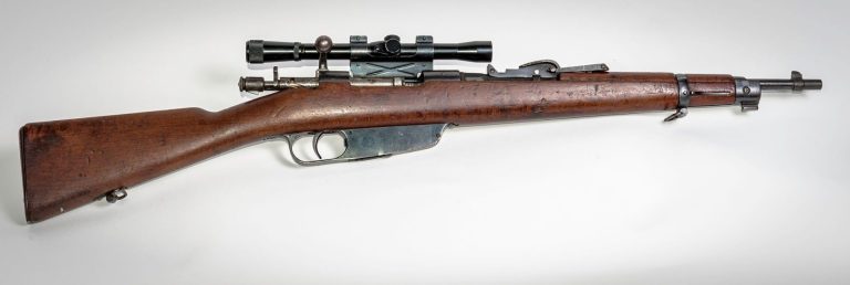 The Italian Carcano M91/38 bolt-action rifle used by Lee Harvey Oswald.. Source: JerryBKeane / Getty Images